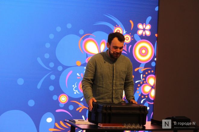 Микромир и скафандр для полета на Марс: фоторепортаж с необычной выставки в Нижнем Новгороде - фото 53